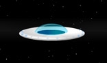 UFO with moving stars (2.5Kb only)