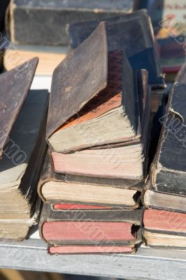 ANTIQUE MARKET Old BOOKS