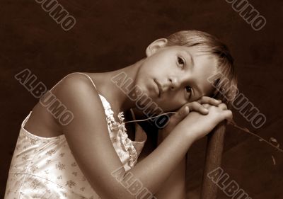 Portrait with a camomile