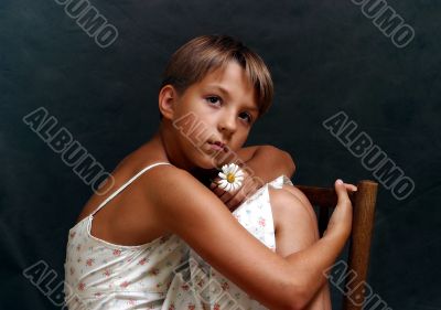 Portrait with a camomile