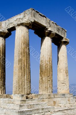 columns of corinthos