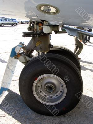 Landing gear