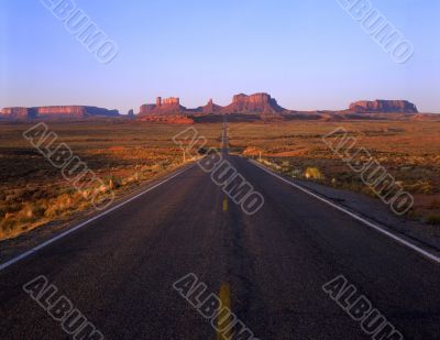 Road (Monument Valley) Road (Monument Valley)