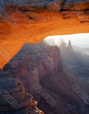 Mesa Arch (V)