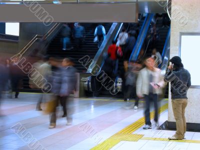Commuter pass-motion blur aspect