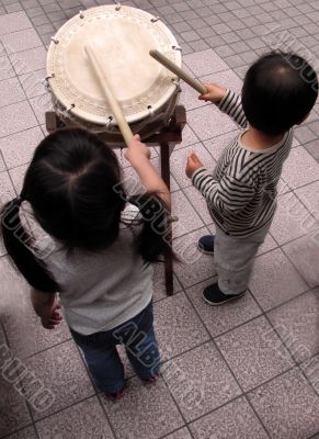 Future drummers duet.....