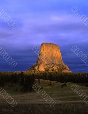 Devils Tower