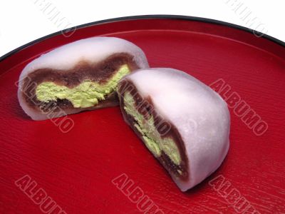 Japanese cake