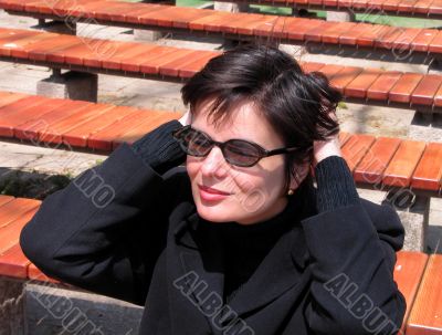 Woman with sunglasses