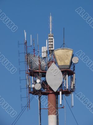 Peak of communication Hi-Tek mast