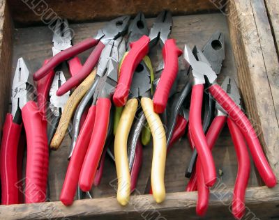 Pliers
