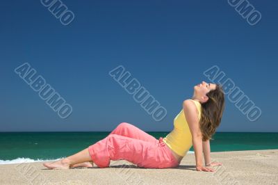 Beautiful young woman relax in the beach