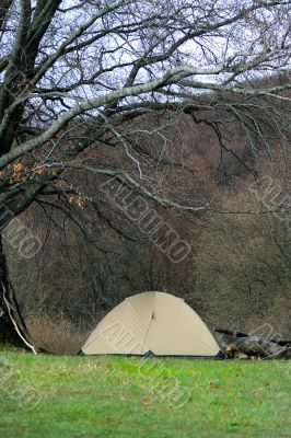 Tourist tent