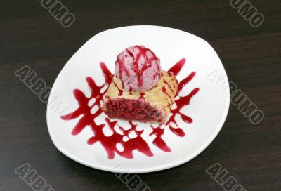 Cherry pie with icecream