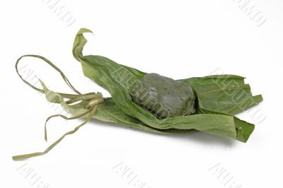 Japanese cake in leaves