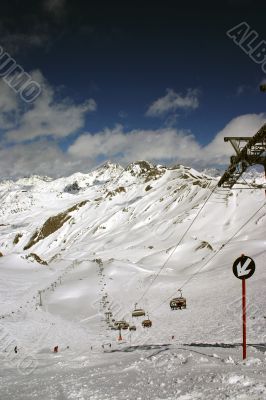 ski route witch a lift