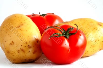 Two potatoes and two tomatoes (3)