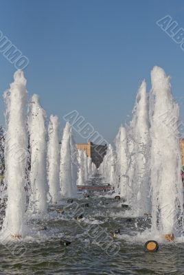 Fountain 2 Fountain 2