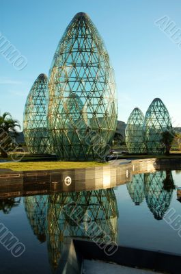 Glass sphere construction