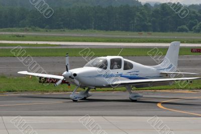 Small Plane Landing 1