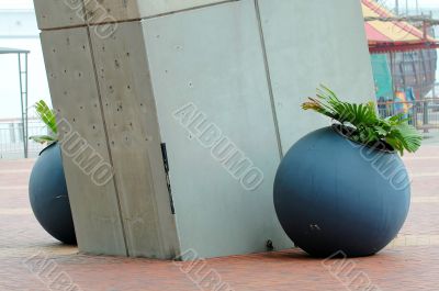 Large plant pots