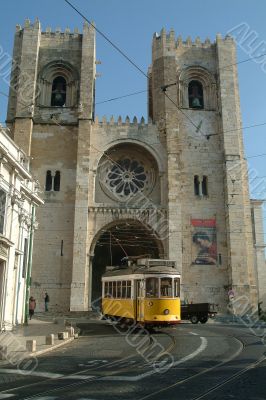 tramway in street