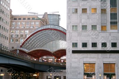 Canary wharf station