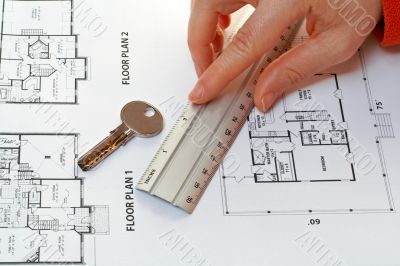 house key, measure and architectural plan