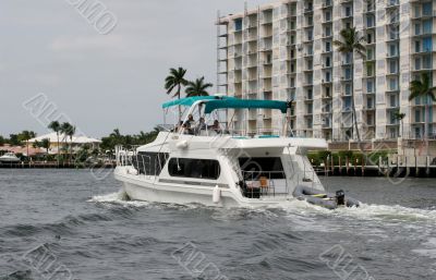 Yacht Past Condos