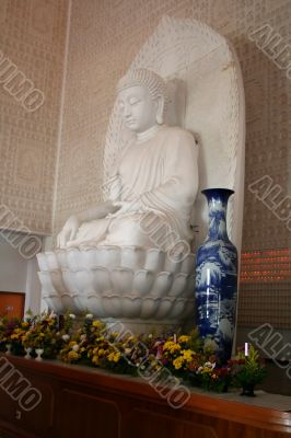 Buddha statue