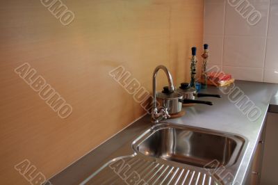 Kitchen sink