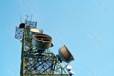 Telecommunications antennas