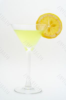 Green cocktail with lemon