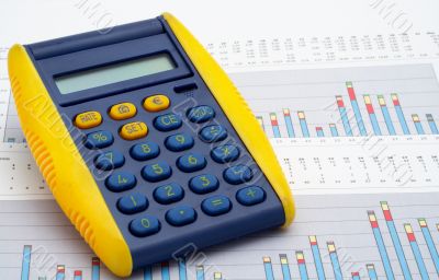 Calculator on earnings chart