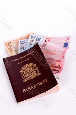 Money in the Spanish passport