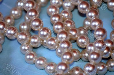 pearls pearls
