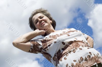 woman to place diagonally