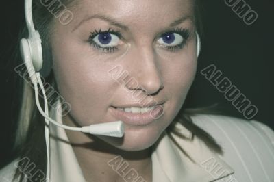 Call-Center Girl