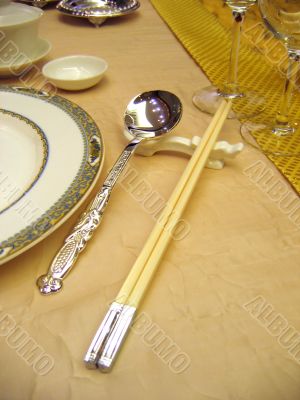 Wedding banquet table setting