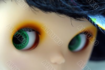 Eyes looking Eyes looking