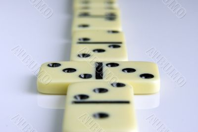 Dominoes Dominoes