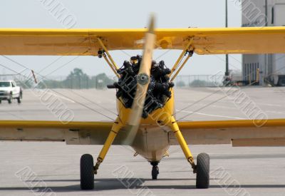 Facing a Biplane