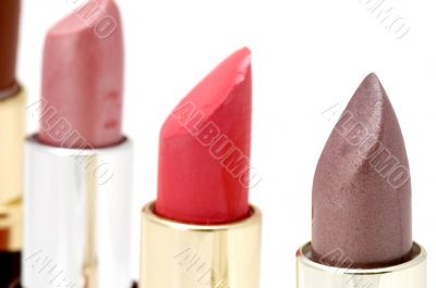 many coloured lipstick