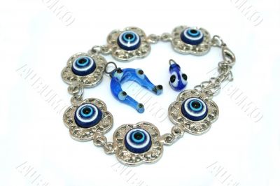 Bracelet,horse-shoe and drop medallions