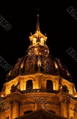 Le H&ocirc;tel des Invalides at Night