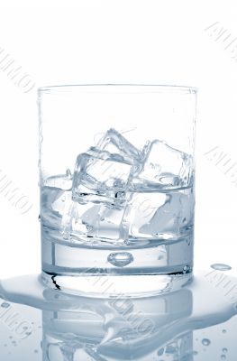 Water with ice cubes