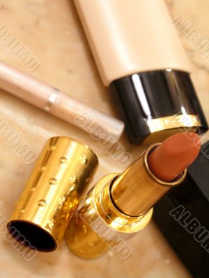Make up - 2
