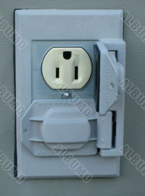 Electrical outlet