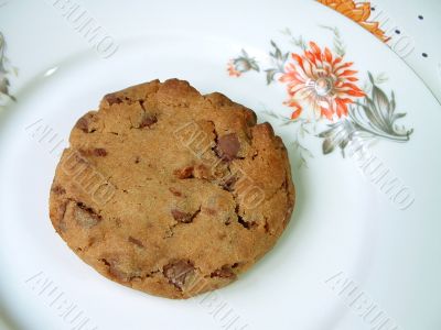 Chocolate chip cookie on plate