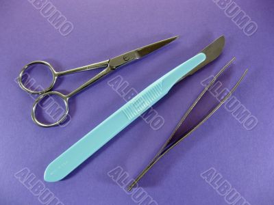 scissors  tweezers  scalpel